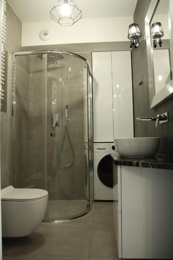 Apartament W Centrum-Garaz Kielce Exterior photo